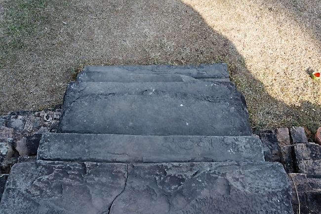 19-Prasat Phum Pon-006